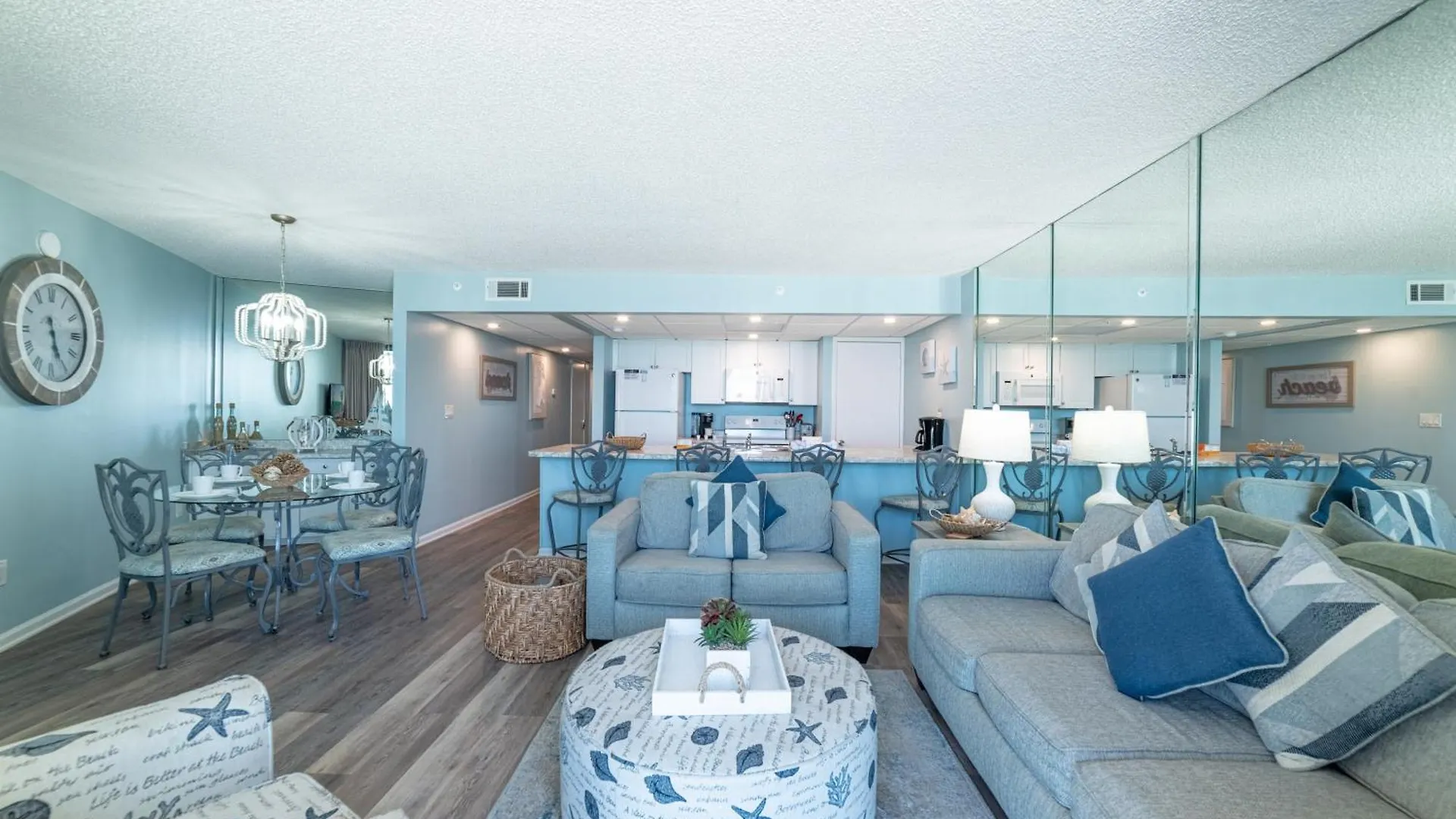 Edgewater 3-705 'The Salty Mermaid' Panama City Beach Holiday home